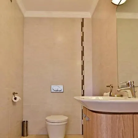 Vila Varandas Do 5 Bedroom Private Pool Table Tennis Vale do Lobo